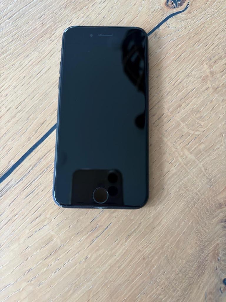 iPhone SE (2020) Zwart - Zo goed als nieuw, Telecommunicatie, Mobiele telefoons | Apple iPhone, 256 GB, Zwart, 78 %, Ophalen of Verzenden