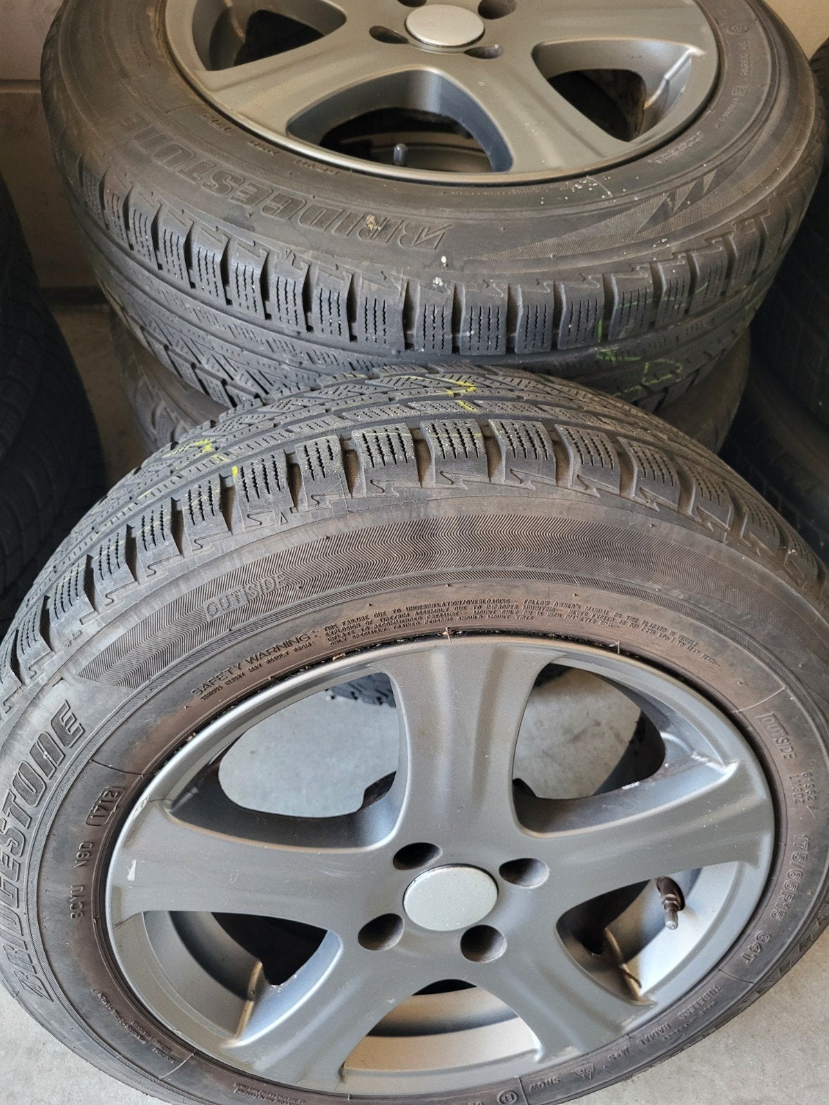 Toyota Yaris Hyundai 120 Kia Ryo banden velg 175/65/15 TPMS, Gebruikt, 15 inch, Jaf_zoet@hotmail.com, 175 mm