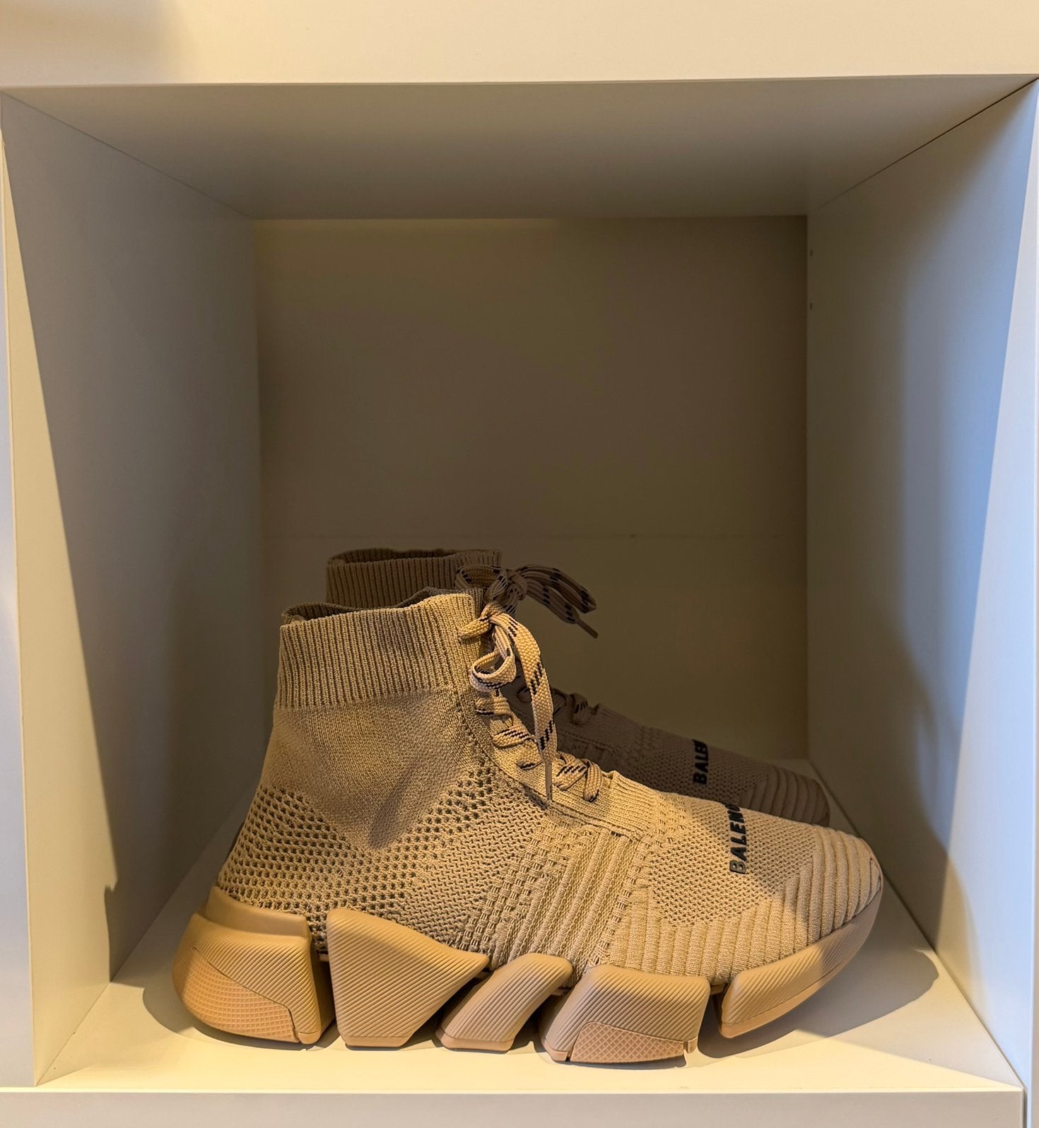 Balenciaga speed 2.0 lace up beige, Schoentjes, Jongetje of Meisje, Nieuw, Ophalen of Verzenden