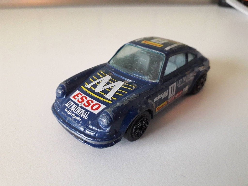 porsche 911                 burago        bburago, Ophalen of Verzenden, Gebruikt, Auto
