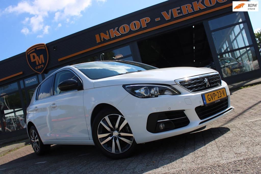 Peugeot 308 1.2 PureTech | Camera | Keyless | Line-Assist |, Voorwielaandrijving, Gebruikt, Euro 6, 1199 cc