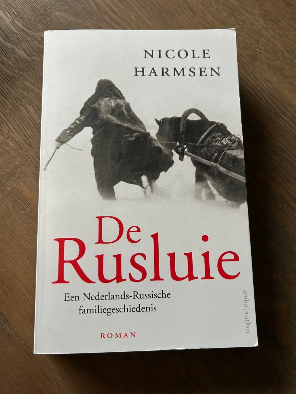 Nicole Harmsen: DE RUSLUIE, Gelezen, Nicole Harmsen, Ophalen of Verzenden, 17e en 18e eeuw