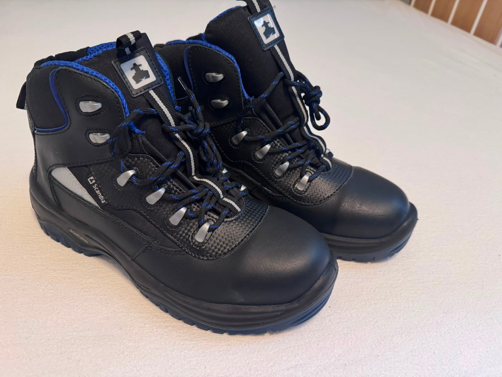 Werkschoenen maat 44, Ophalen, Nieuw
