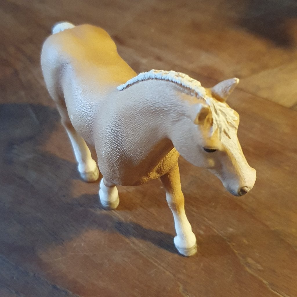 Schleich paarden (2), Ophalen, Gebruikt