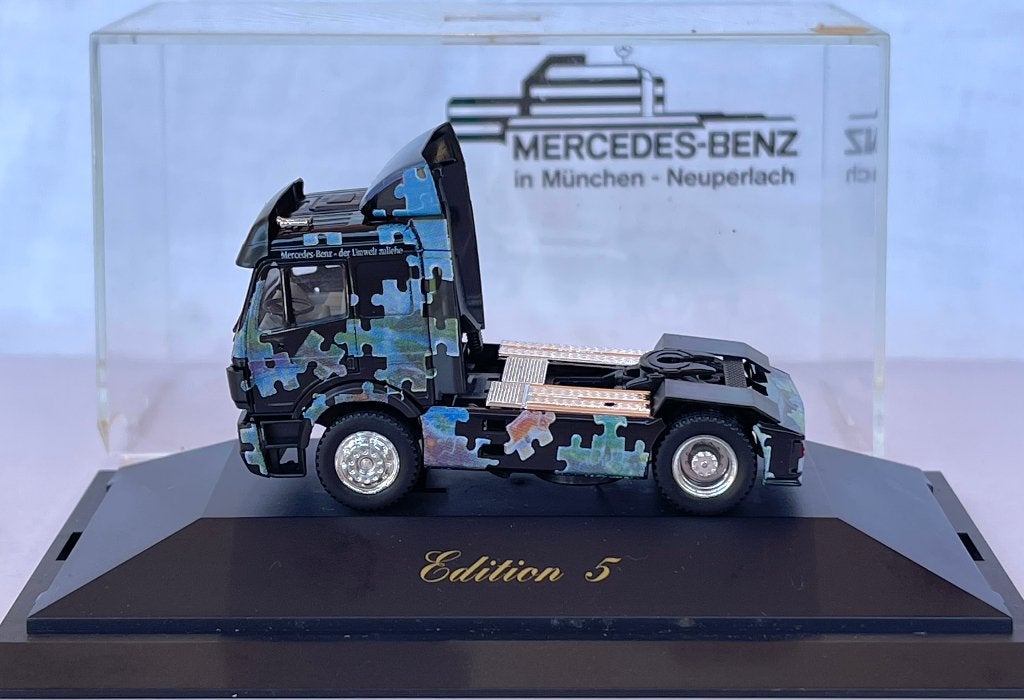 Herpa: Mercedes-Benz SK '88 Eurocab "Öko-Star / Puzzle", Ophalen of Verzenden, Zo goed als nieuw, Bus of Vrachtwagen, Herpa