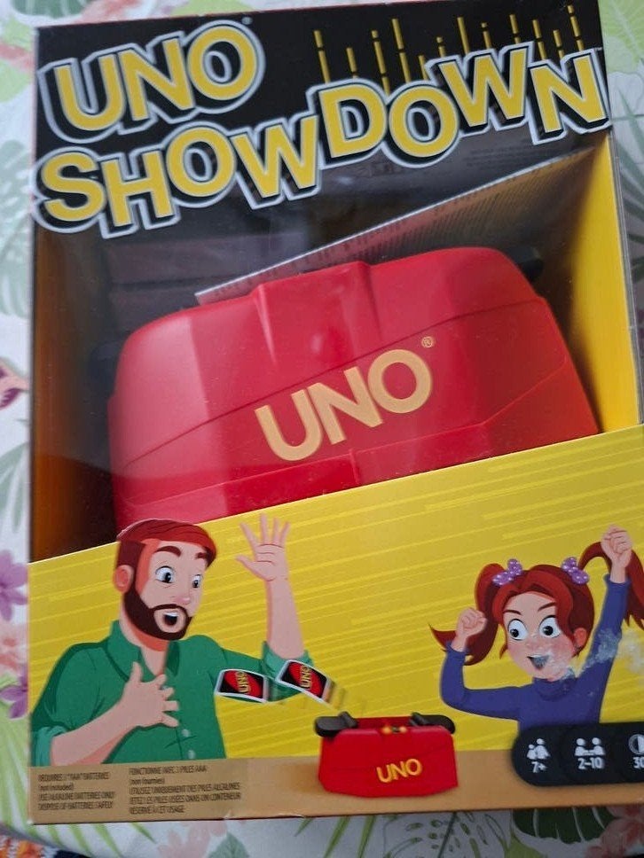 Nieuw uno showdown inhoud in sealing, Ophalen of Verzenden, Nieuw