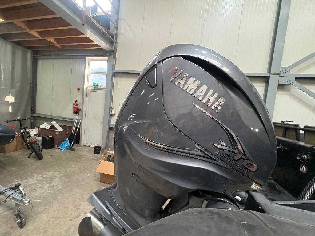 Yamaha F 425 pk XTO, Watersport en Boten, Elektrische start, Ophalen of Verzenden, Zo goed als nieuw, 30 pk of meer
