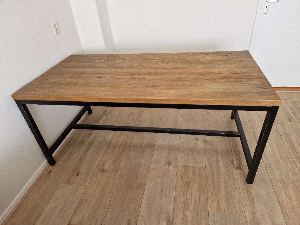 Eethoek/eettafel geschikt van 4 tot 6 personen, 50 tot 100 cm, Zo goed als nieuw, Vijf personen of meer, 150 tot 200 cm