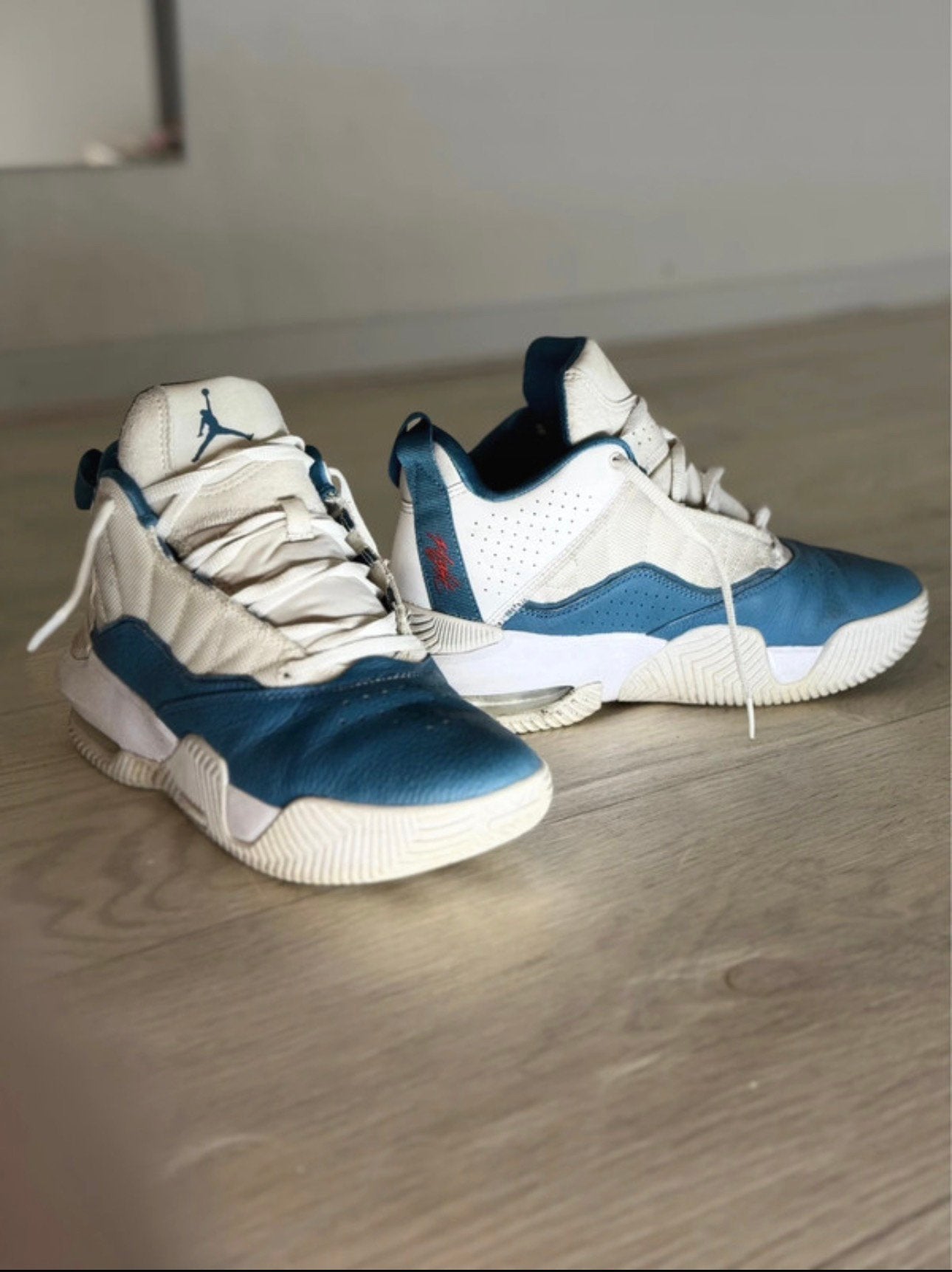 Jordans Flight, Ophalen, Wit, Sneakers of Gympen, Zo goed als nieuw