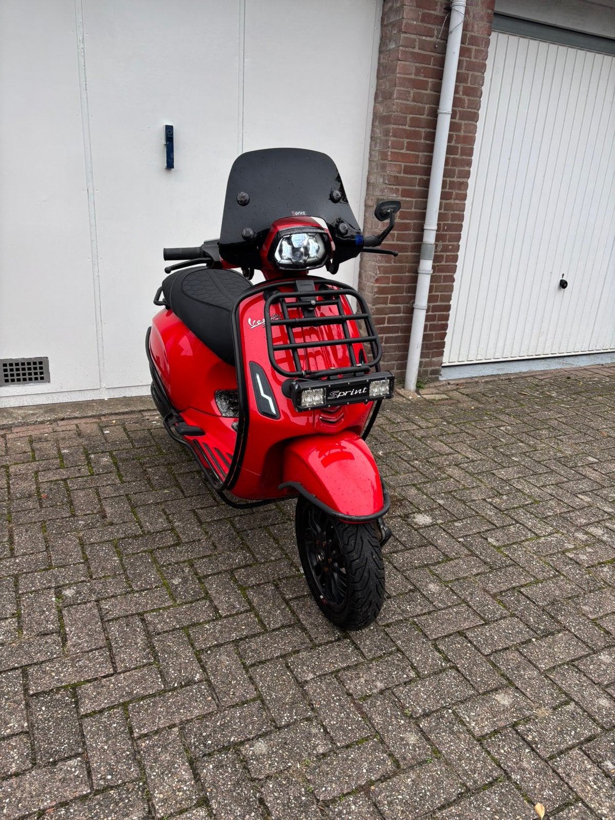 Vespa sprint 4t4v 80cc Malossi, Fietsen en Brommers, Ophalen, Zo goed als nieuw, Overige typen, Piaggio