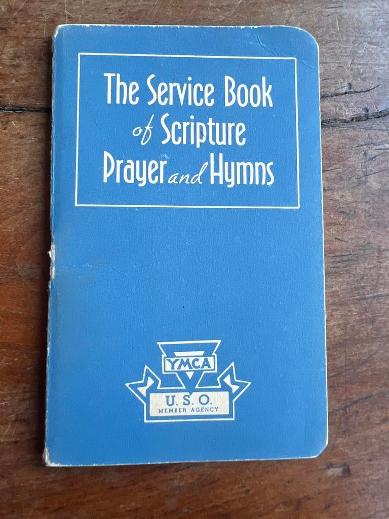 WO2 Amerikaans Service Book Prayer Hymns Scripture YMCA 1941, Verzamelen, Amerika, Ophalen of Verzenden, Boek of Tijdschrift