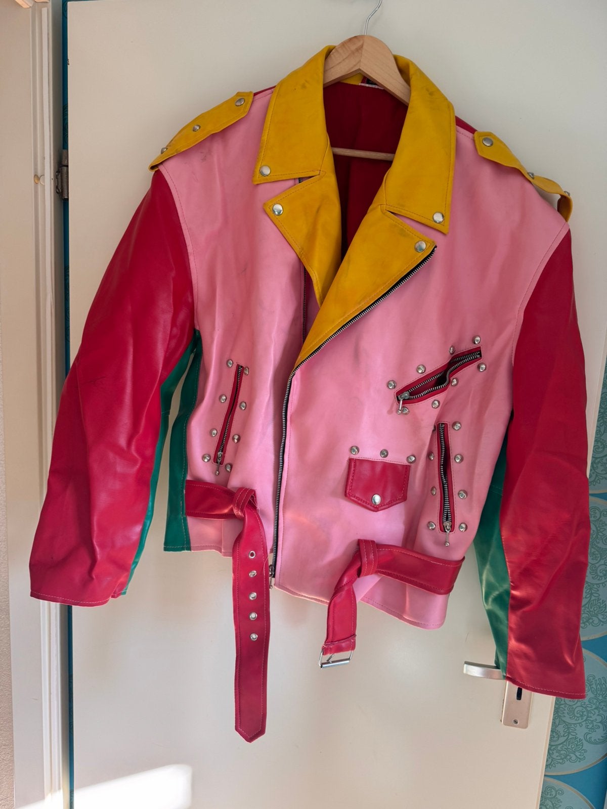 Leuke nepleren jas voor Carnaval, Kleding | Dames, Carnaval, Maat 46/48 (XL) of groter, Ophalen of Verzenden, Kleding