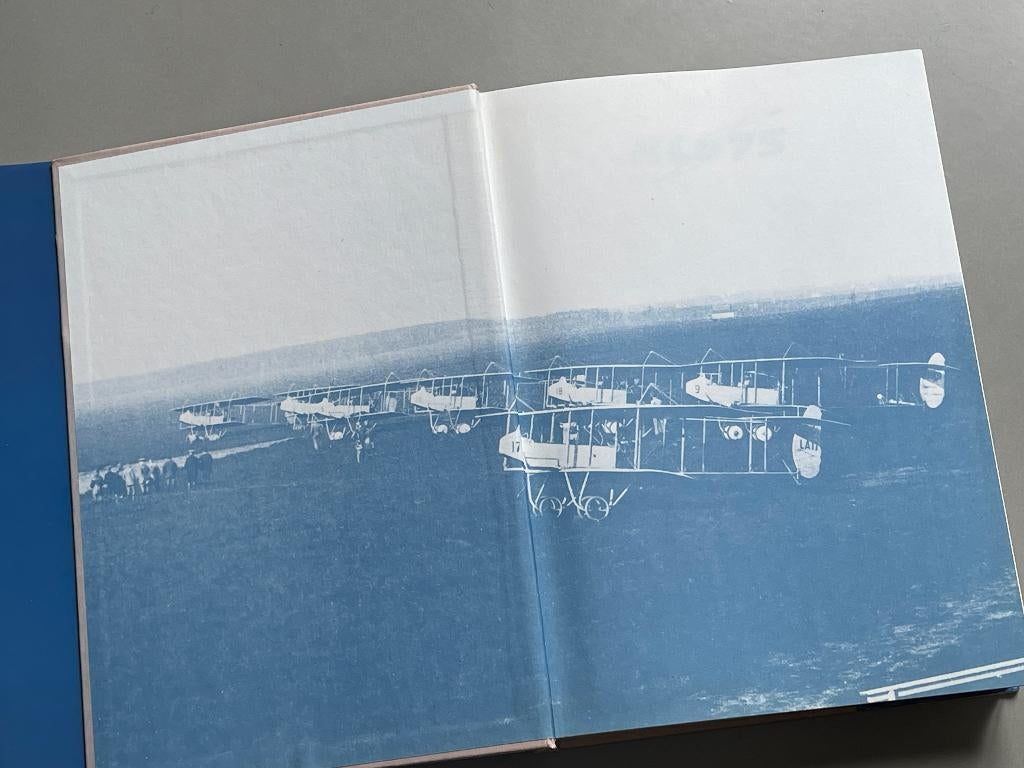 luchtmacht  KLu 75 vlucht door de tijd (1988), Ophalen of Verzenden, Luchtmacht, Nederland, Boek of Tijdschrift