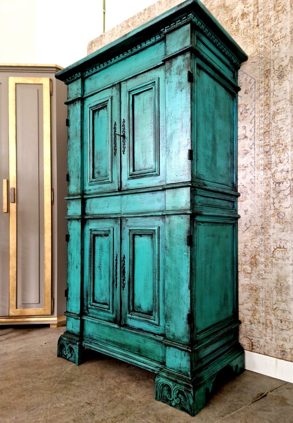 Koloniale kast in turquoise/ vintage look wandkast, Donyavimin@gmail.com, Mina Donyavi Meubels, Ophalen of Verzenden, Zo goed als nieuw