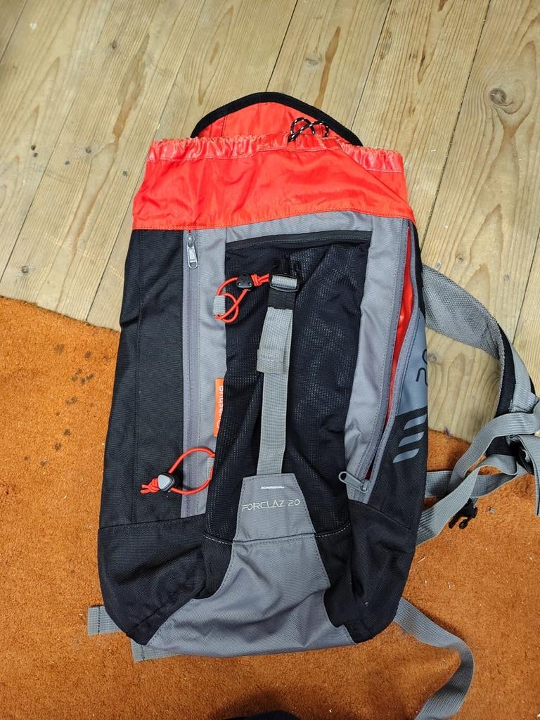 Decathlon Forclaz 20 rugzak, Ophalen