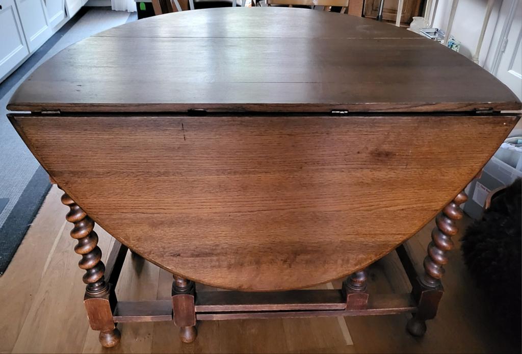 Oude hangoortafel, Huis en Inrichting, Ophalen, Gebruikt, 100 tot 150 cm, Eikenhout