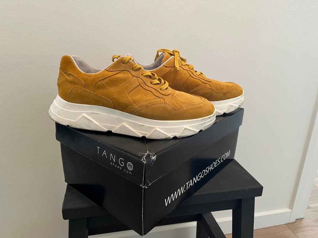 Tango, dames sneakers maat 40, Kleding | Dames, Schoenen, Ophalen of Verzenden, Zo goed als nieuw, Geel, Sneakers of Gympen