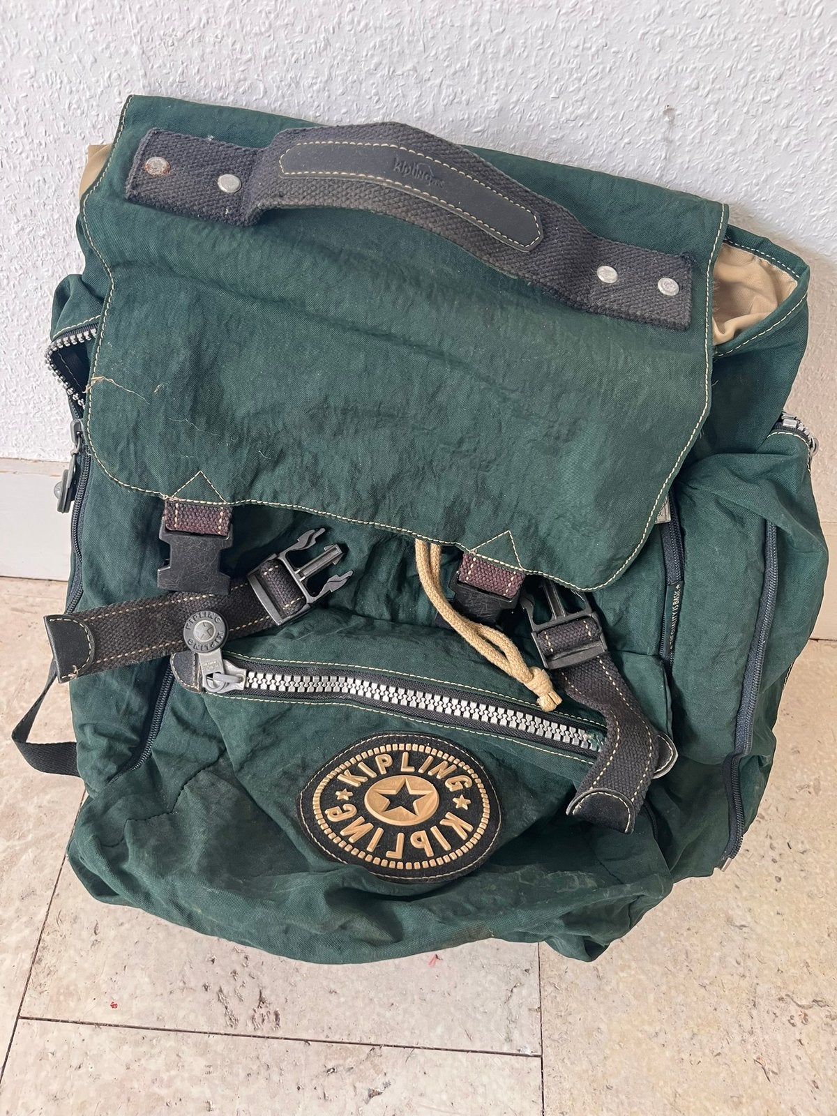 Donkergroene Kipling rugzak, Ophalen, Gebruikt, Kipling, 30 tot 45 cm