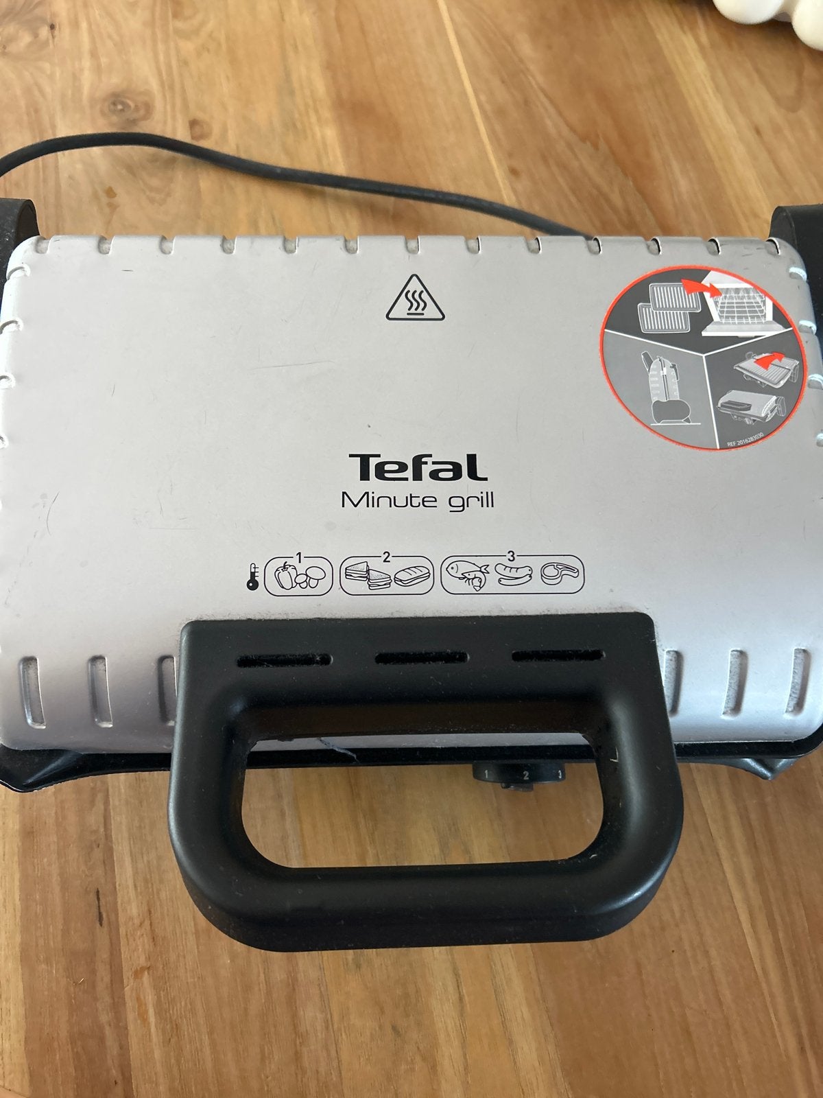 Tefal Minute Grill - Contactgrill en Tosti-apparaat, Ophalen of Verzenden, Uitneembare platen, Zo goed als nieuw