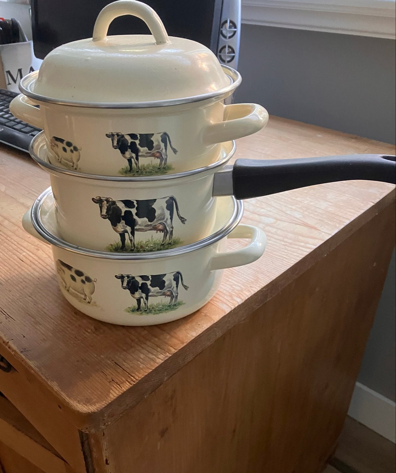 Pannenset 3-delig met boerderijdieren decor, Huis en Inrichting, Gebruikt, Met deksel, Pannenset, Ophalen of Verzenden