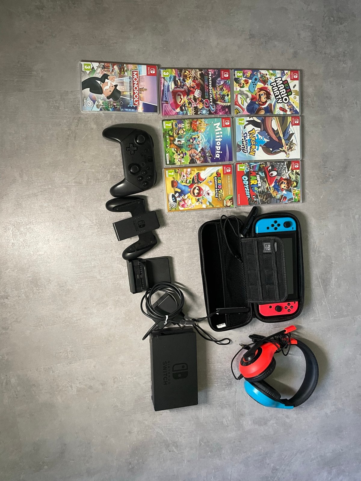 Nintendo Switch met 32GB extra kaart en 7 games, Spelcomputers en Games, Spelcomputers | Nintendo Switch, Gebruikt, Switch Original