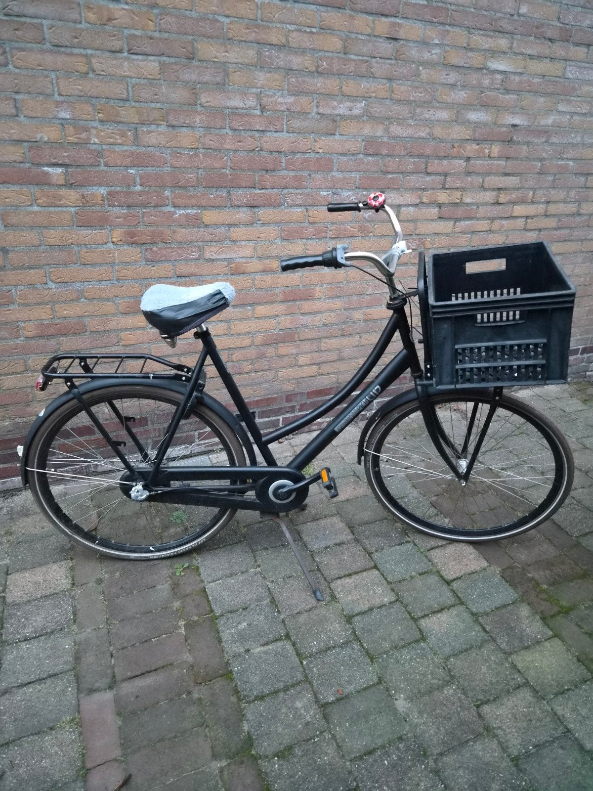 Zwarte damesfiets met krat en bagagedrager, Velgrem, Ophalen, Overige merken, 53 tot 56 cm