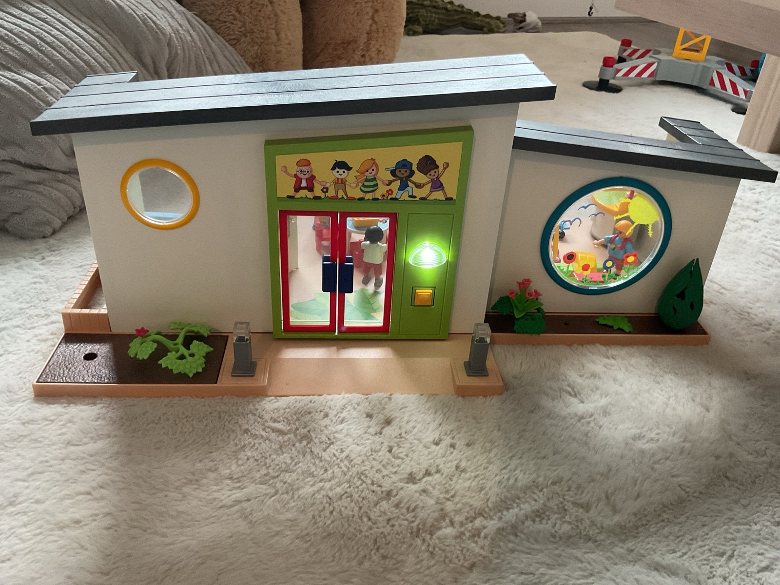 Playmobil Kinderopvang met veel accessoires, Ophalen, Gebouw, Complete set, Zo goed als nieuw