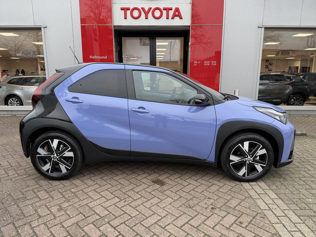 Toyota Aygo X Hybrid 115 pulse Lavender | Nieuw geleverd | B, Stof, Gebruikt, Euro 6, 4 stoelen