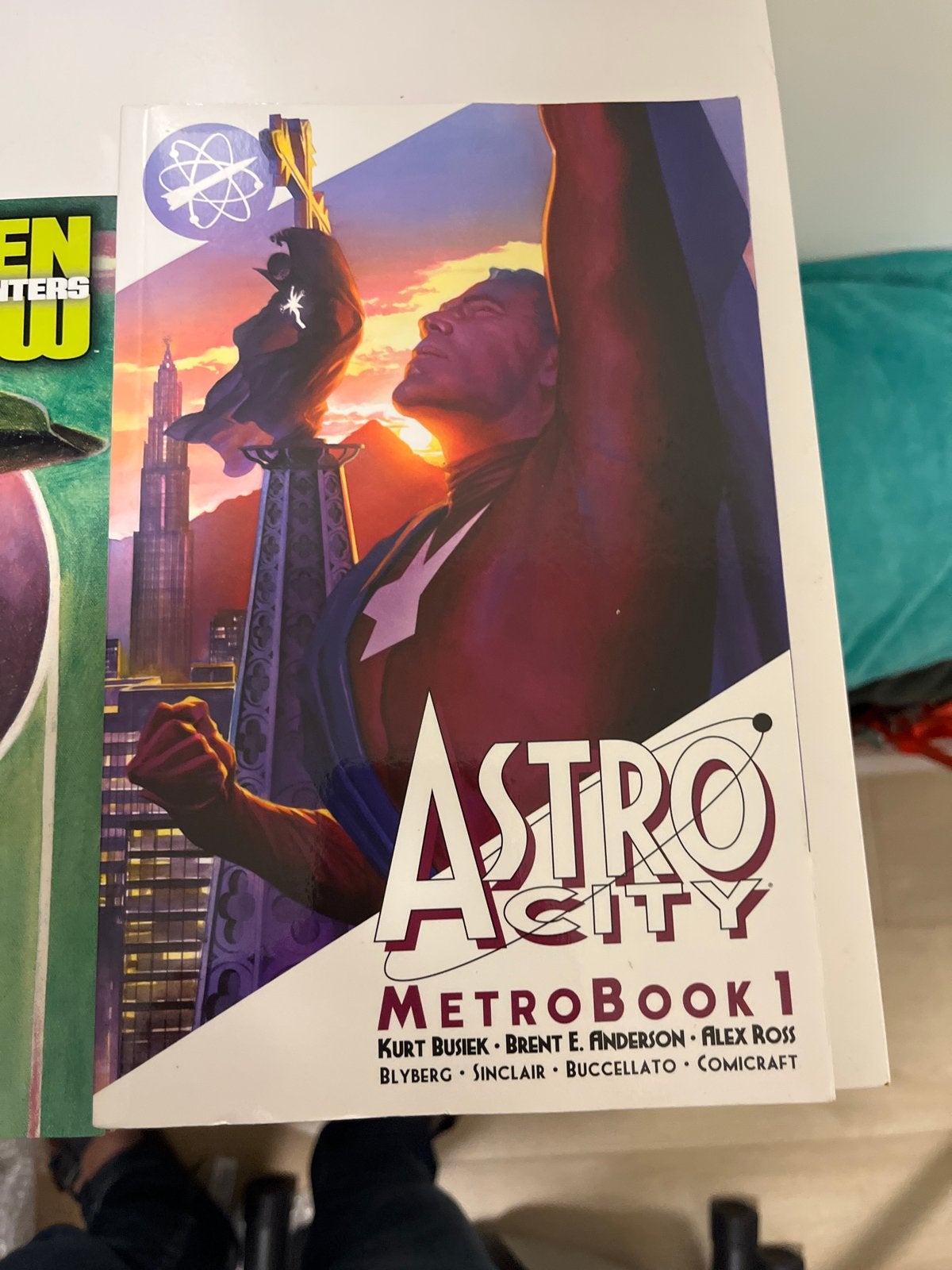 Astro City: Metrobook 1 - Kurt Busiek, Brent E. Anderson, Eén comic, Ophalen of Verzenden, Zo goed als nieuw, Amerika