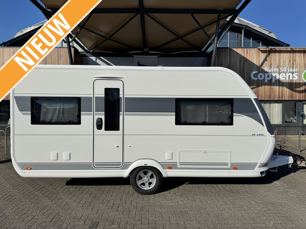 Hobby De Luxe 460 UFE ACTIE! LED PAKKET + TAPIJT OP-=OP, Overige typen, Hobby, Bedrijf, 4 tot 5 meter