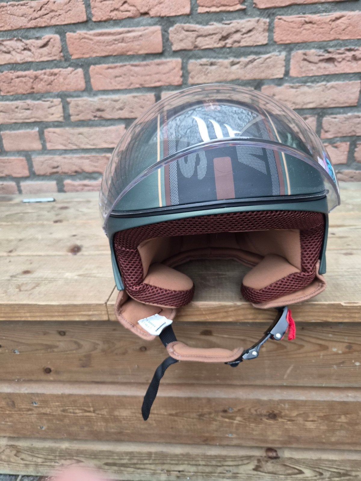 Helm maat M, Ophalen