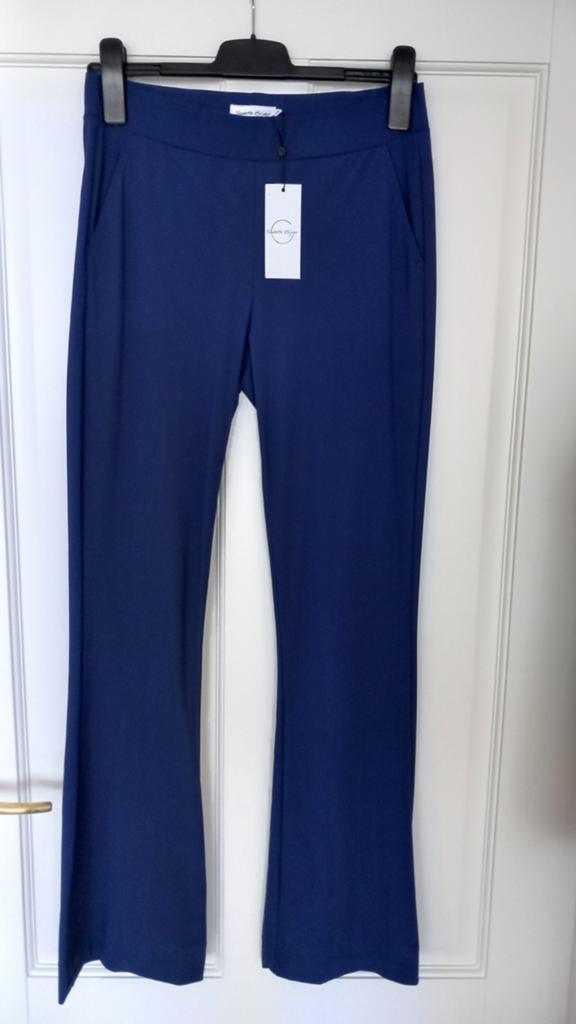 *NICOLETTE KLUIJVER* TRAVELSTOF MOOIE KLEUR BLAUWE PANTALON., Kleding | Dames, Maat 38/40 (M), Blauw, NICOLETTE KLUIJVER., Nieuw