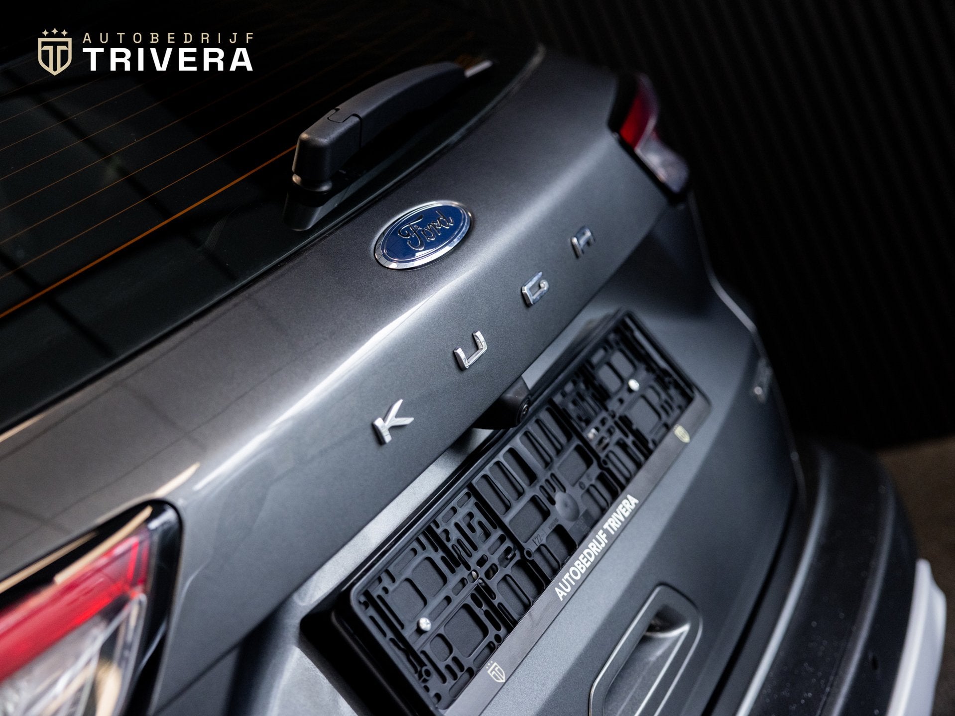 Foto 12 van Ford Kuga 2.5 PHEV Titanium l SoH 96% l CAM 360° l CARPLAY