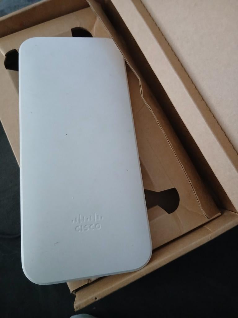 Cisco Meraki MR70 Outdoor Access Point - Zo goed als nieuw, Computers en Software, Routers en Modems, Zo goed als nieuw, Router