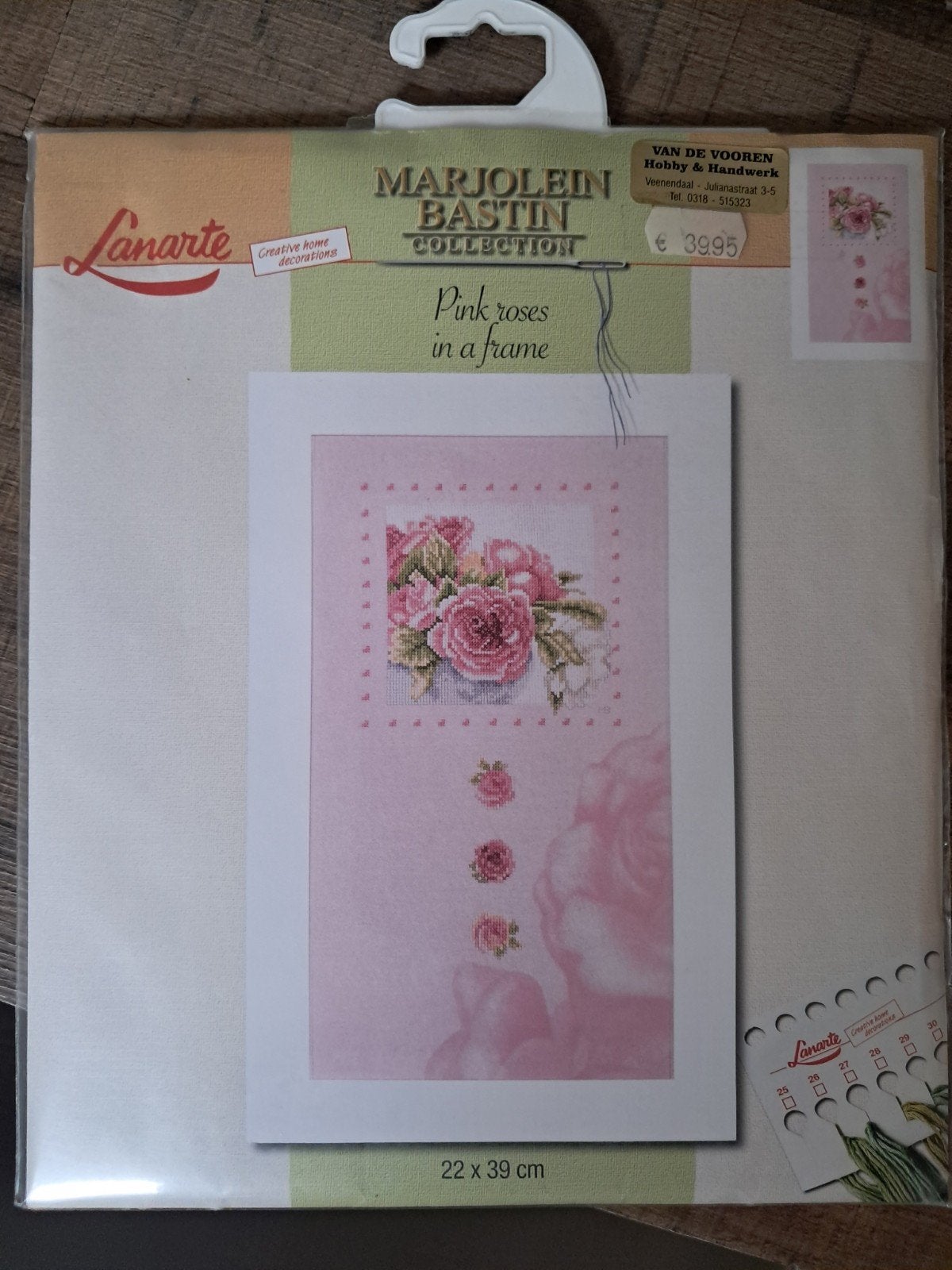 Lanarte Marjolein Bastin Borduurpakket Rozen in Lijst, Ophalen of Verzenden, Nieuw, Handborduren, Borduurpakket