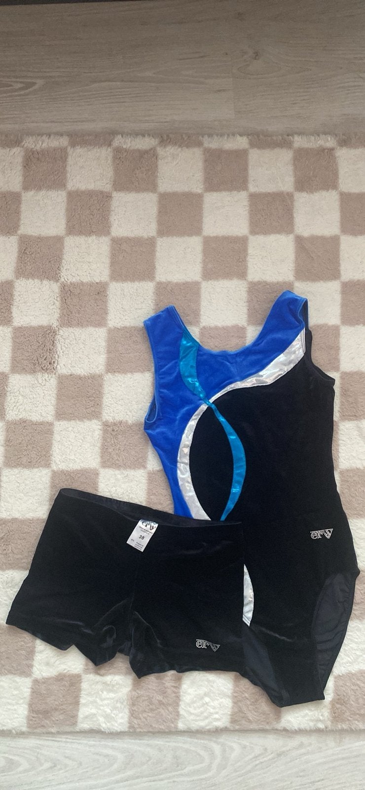Skr turnpak, Sport en Fitness, Maat 36 t/m 42, Ophalen of Verzenden, Zo goed als nieuw, Turnpak(je)