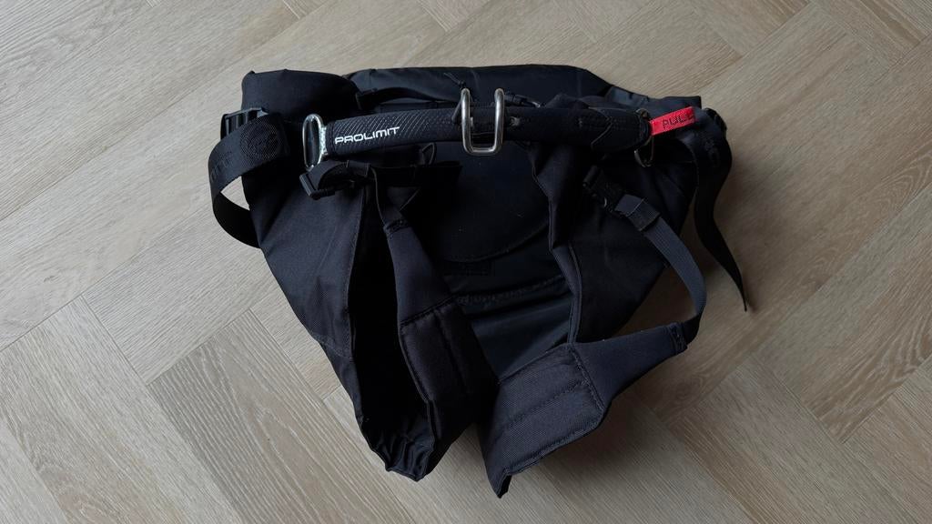 Prolimit zittrapeze maat L z.g.a.n. windsurfen kitesurfen, Watersport en Boten, Trapeze, Geen board, Ophalen of Verzenden, Zo goed als nieuw