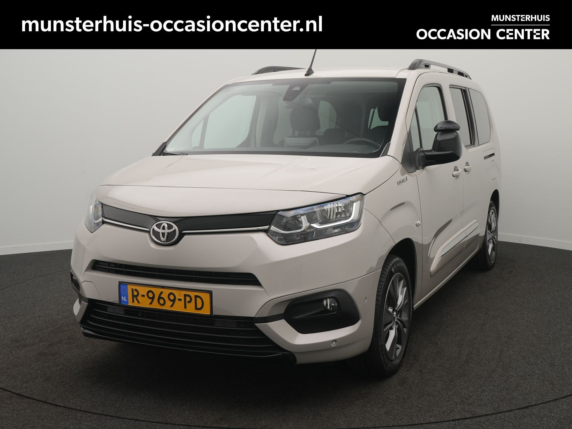 Toyota PROACE CITY Verso Electric Dynamic Long 50 kWh - Voll