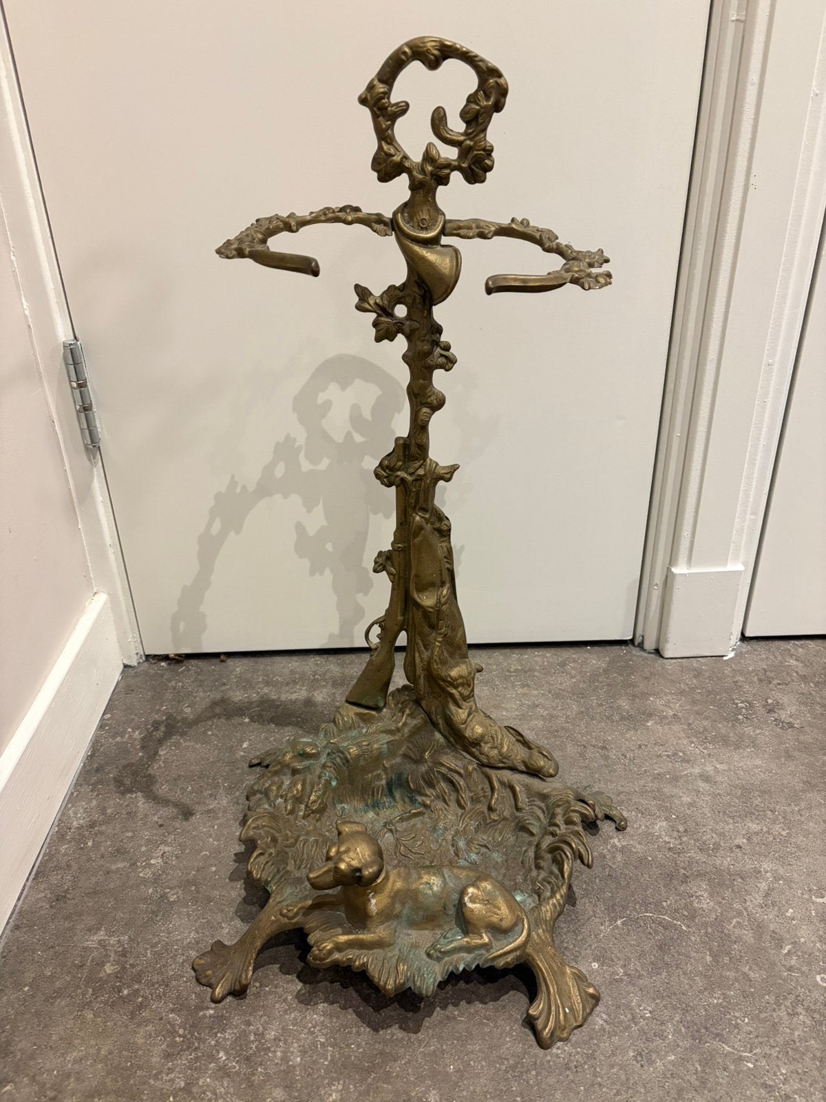 Paraplu of wandelstokken standaard, Ophalen
