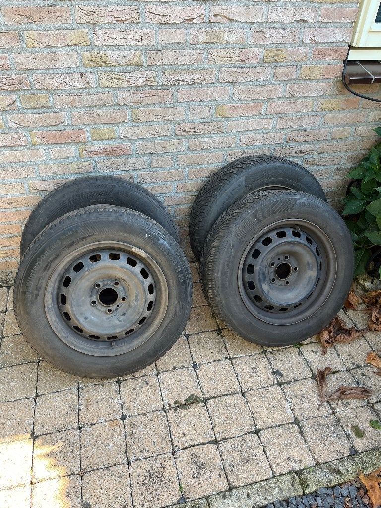 Set velgen met winterbanden o.a. voor Peugeot 308, Ophalen, Gebruikt, 15 inch, Velg(en)
