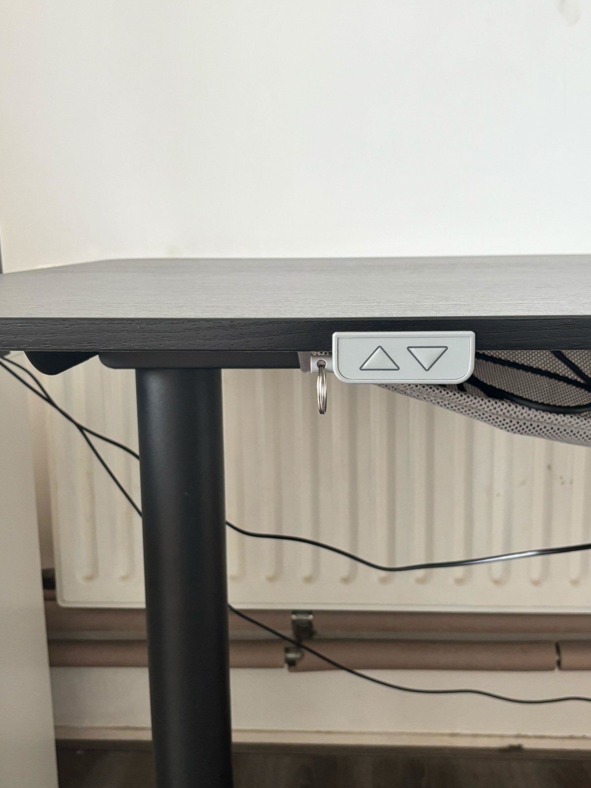 Ikea bekant desk (eletric), Ophalen, Zwart, 80 cm, Zo goed als nieuw