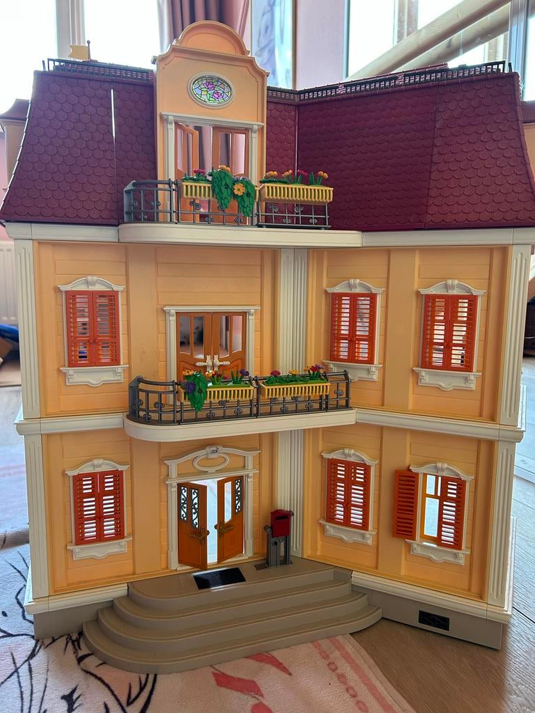 Groot Playmobil Huis met Inrichting, Dieren en Poppetjes, Ophalen of Verzenden, Gebruikt, Poppenhuis