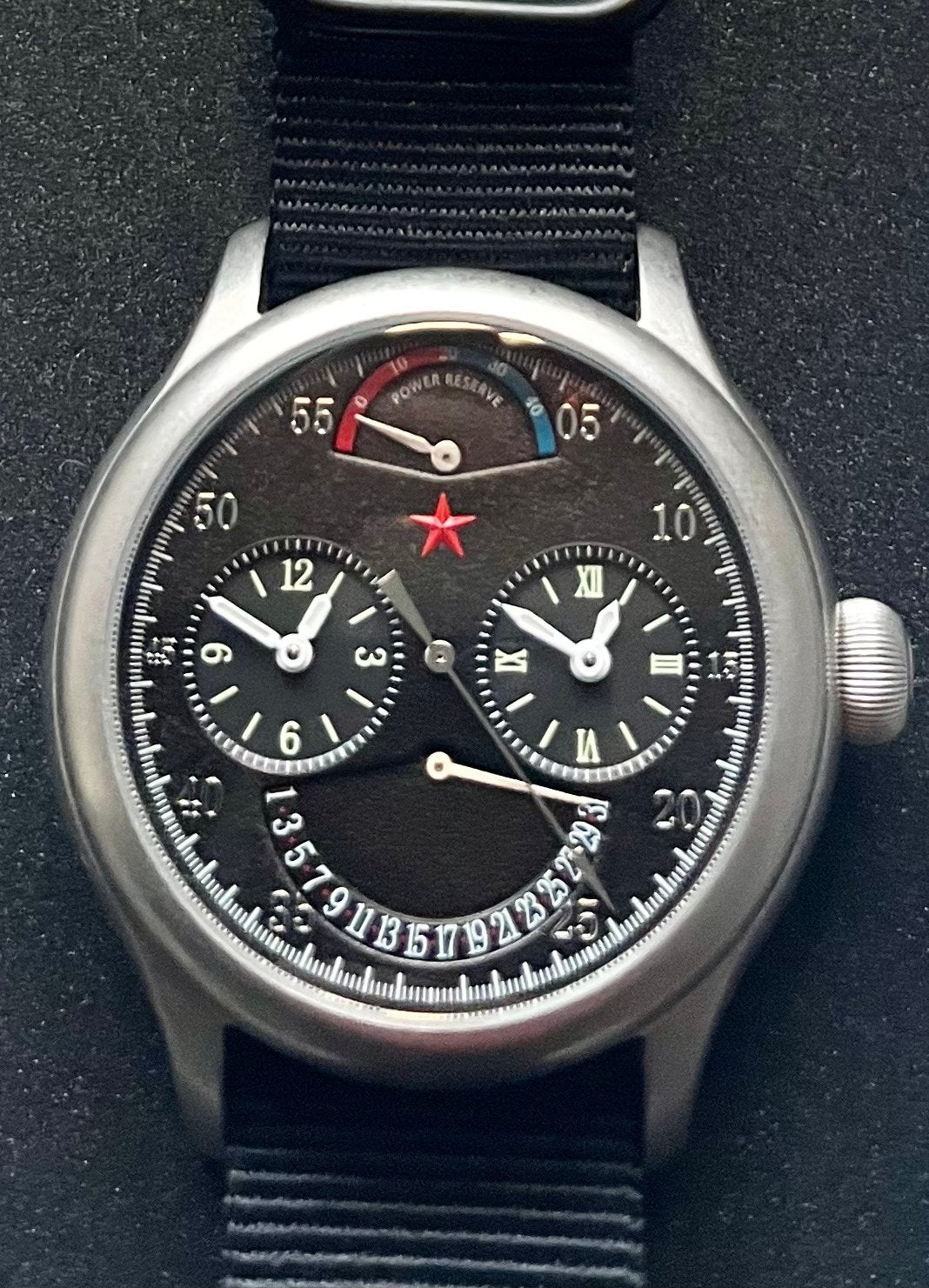 Red star automatisch dual time horloge, Sieraden, Tassen en Uiterlijk, Horloges | Heren, Overige merken, Staal, Verzenden, Polshorloge