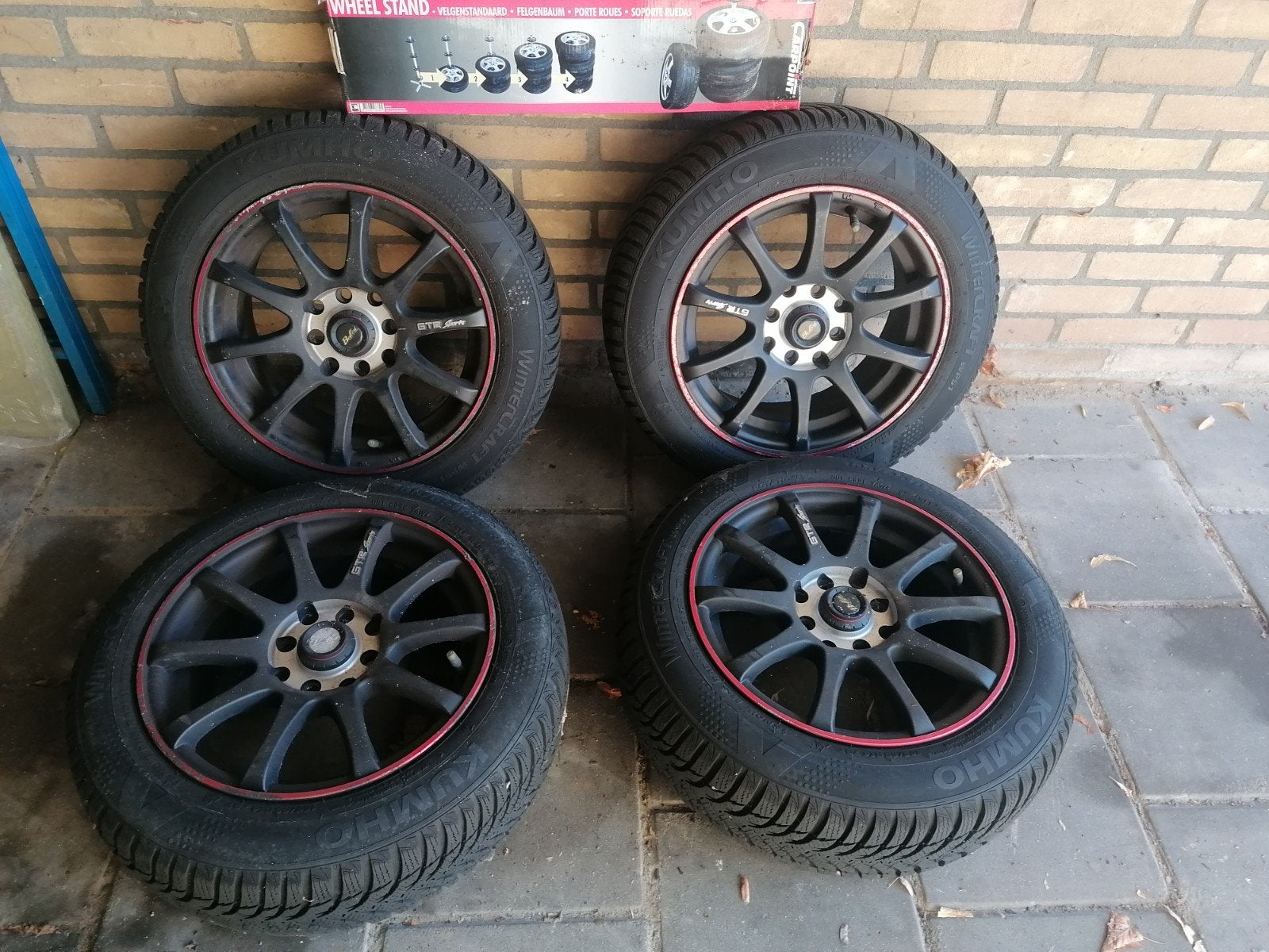 Kumho Winterbanden met Velgen 165/65 R14, Ophalen, 14 inch, Gebruikt, Banden en Velgen