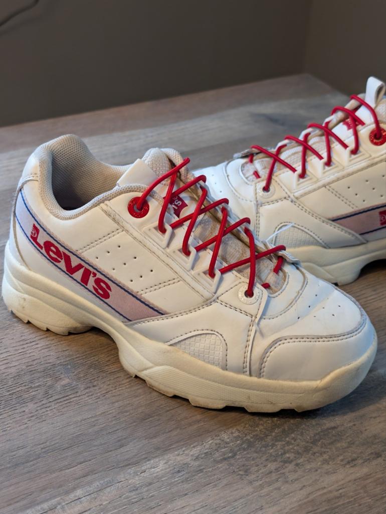 Originele Levi's schoenen maat 33, Wit, Ophalen of Verzenden, Sneakers of Gympen, Gedragen