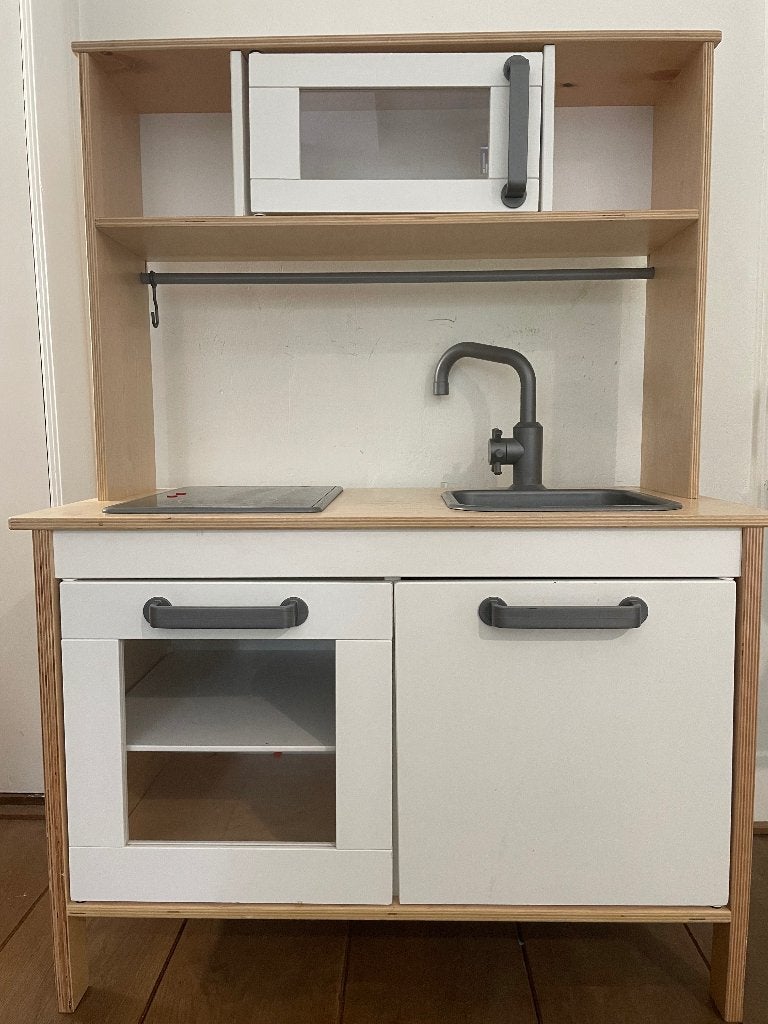 Ikea toy kitchen, Ophalen, Zo goed als nieuw, Meubelstuk of Keukentje