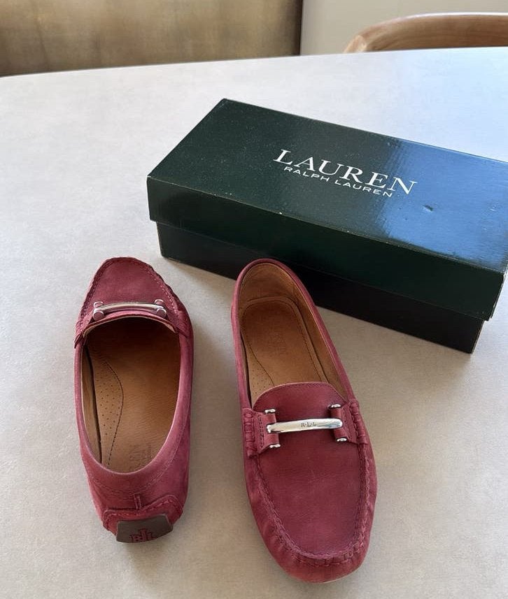 Dames Ralph Lauren mocassins bordeauxrood suède maat41, Ophalen, Zo goed als nieuw, Rood, Sneakers of Gympen