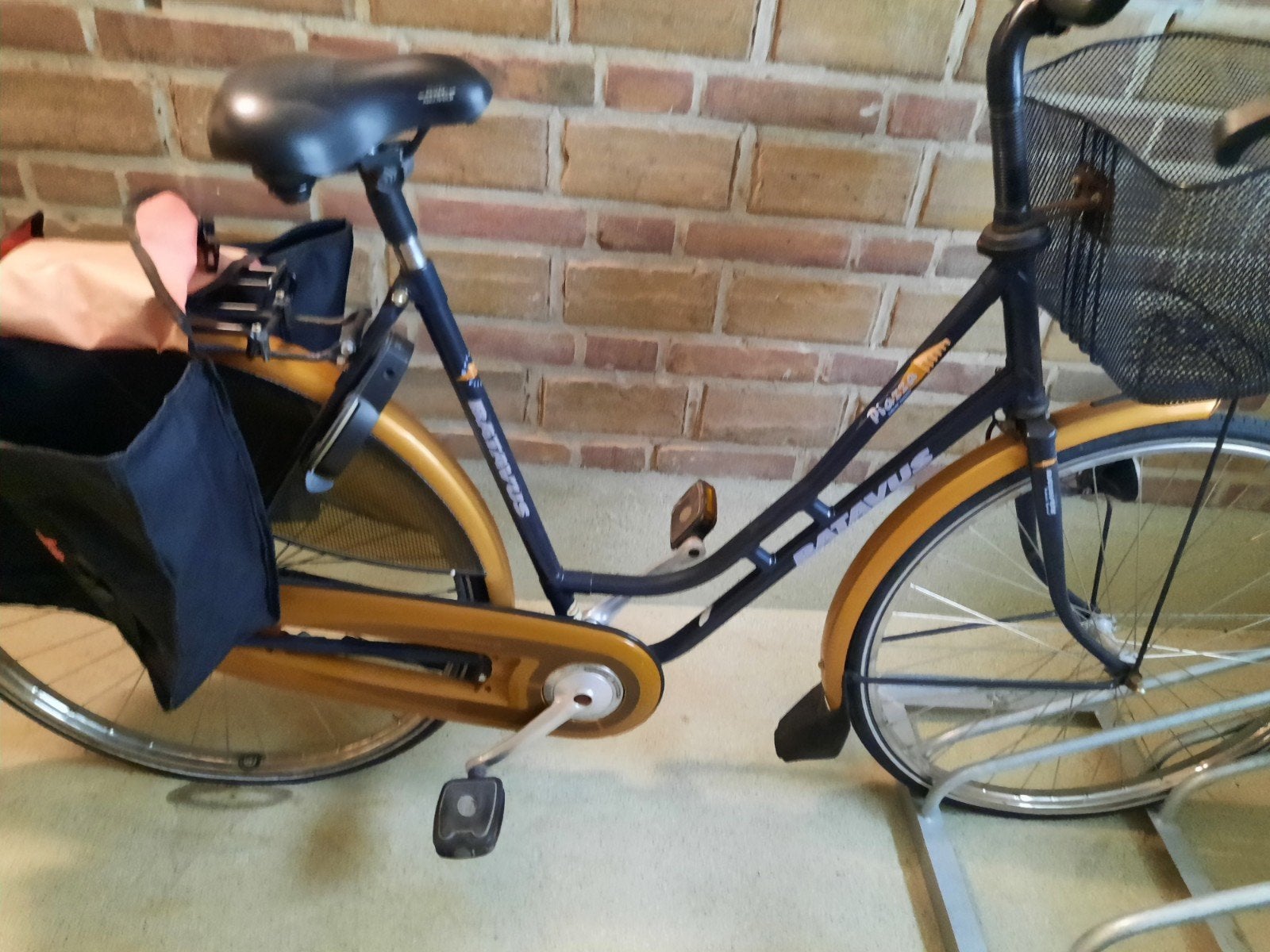 Batavus fiets met mandje en tassen - opknapper, Ophalen of Verzenden, Gebruikt, Batavus