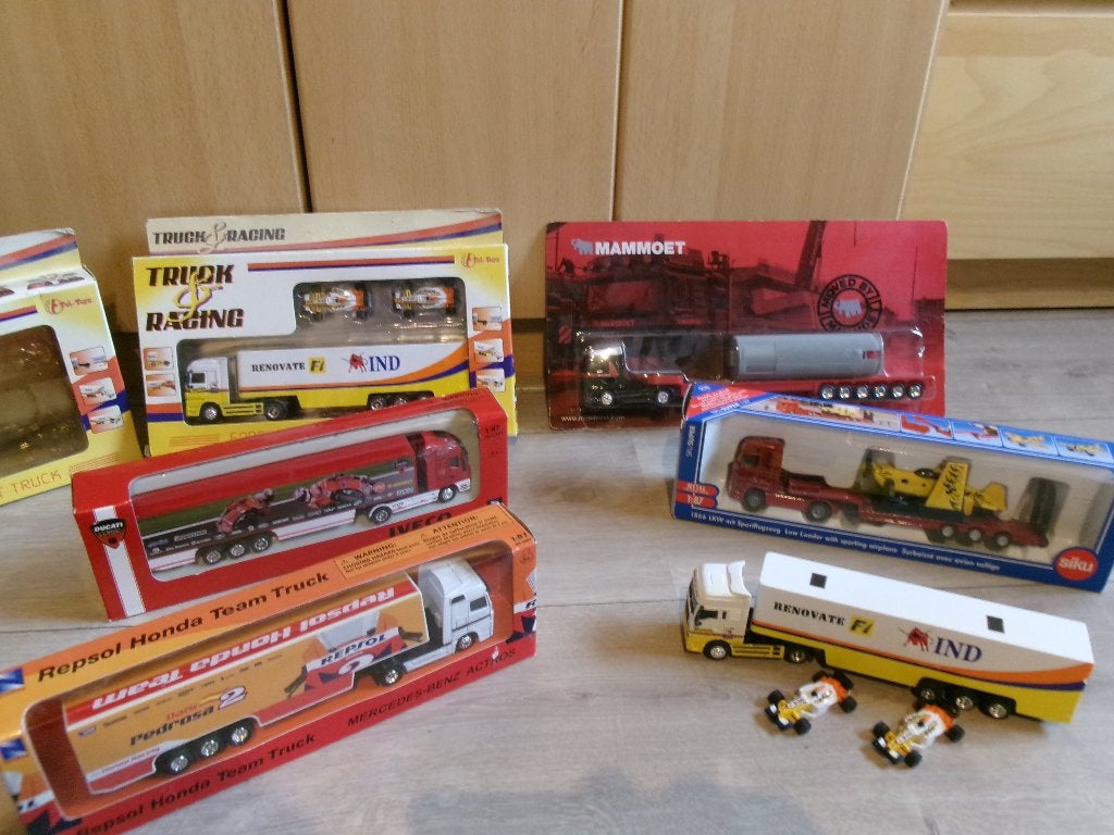 1/87 vrachtwagens 5/10 euro F1 motors Mammoet Verzenden kan, Hobby en Vrije tijd, Modelauto's | 1:87, Ophalen of Verzenden, Nieuw