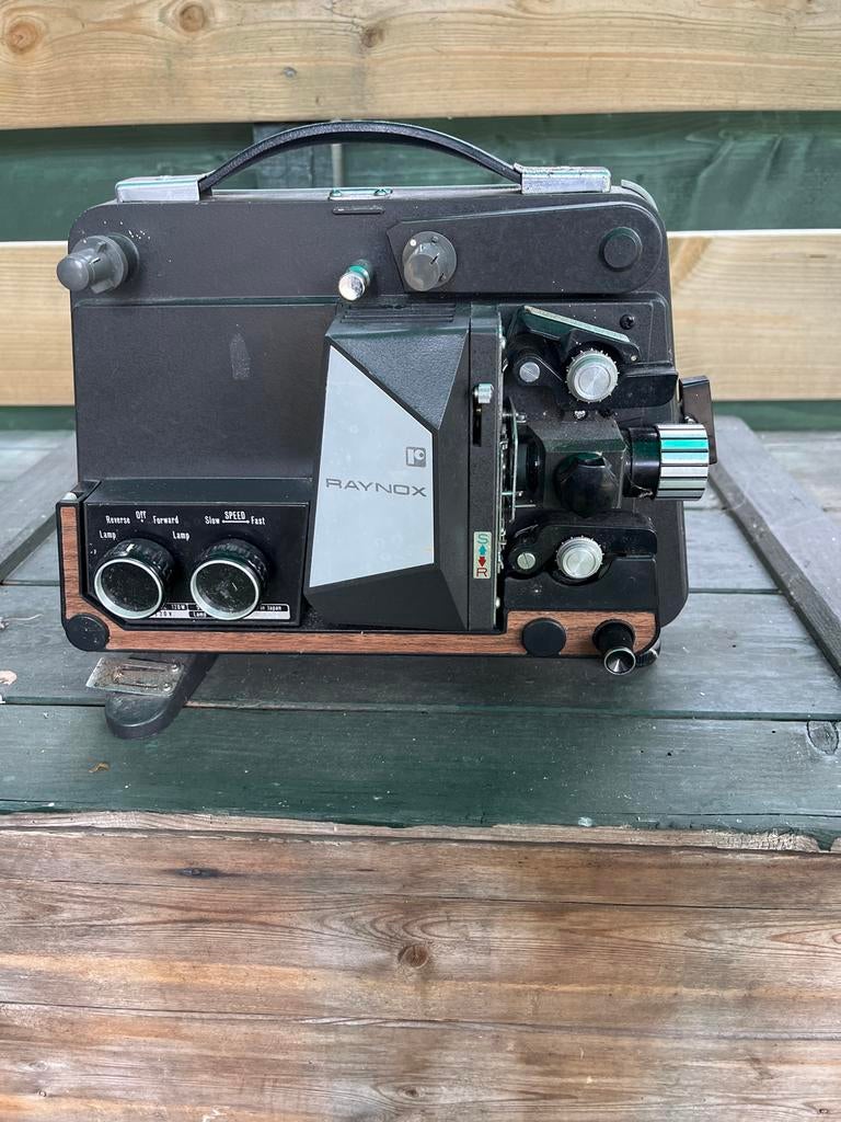 Oude Raynox filmprojector - voor verzamelaar/onderdelen, Ophalen, Niet werkend, Overige typen